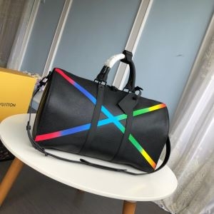 Louis Vuitton ボストンバッグ メンズ 簡単にナ...