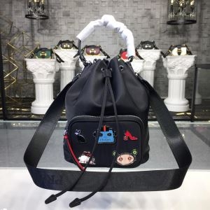 ショルダーバッグ プラダ レディース モダンなデザインで大歓迎 PRADA コピー ブラック おしゃれ 最安値 1BH097_2CCB_F0002_V_N9O