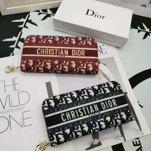 DIOR 魅力的な秋冬新作が登場  ディオール 秋冬ヒット必...