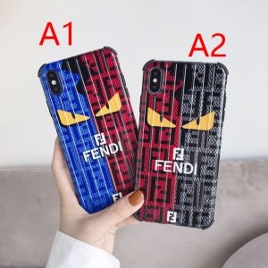 フェンディ FENDI 2色可選 ケータイケース  2019...