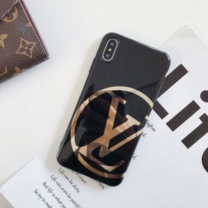 2色可選  世界中のVIPが虜にする冬季爆買い ルイ ヴィトン LOUIS VUITTON ケータイケース 王道級2019秋冬新作発売