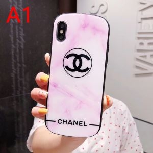 国内入手困難2019秋冬新作 3色可選 秋のオシャレな鍵になる新作 シャネル CHANEL ケータイケース