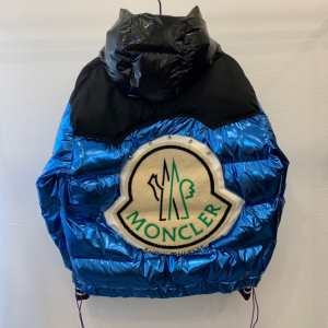 断然今年らしい人気秋冬新作  モンクレール MONCLER ...