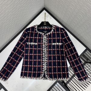 厳選された憧れの秋冬新品   ハーフコート 秋冬ヒット必至の新作アウターをご紹介 シャネル CHANEL 品薄になる超人気秋冬新作