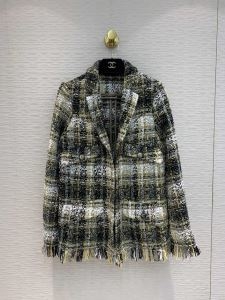 ハーフコート 世界中のVIPが虜にする冬季爆買い シャネル 秋冬期間大活躍  CHANEL 冬を乗り越えるためのマストアイテム