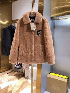 ジャケット レディース Burberry 見た目に暖かさが感...