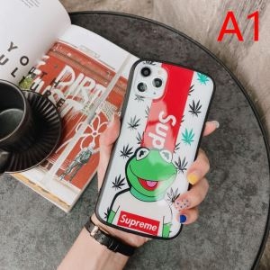 コーデを軽やかに演出 シュプリーム スマホケース 通販 Supreme スーパーコピー ２色可選 デイリー プリント おしゃれ 最安値