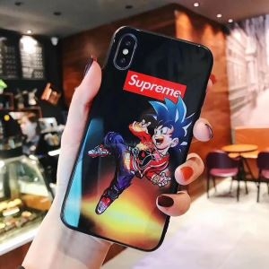 シュプリーム スマホケース コピー 使い勝手のよさもポイント...