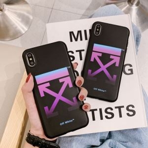 Off-White スマホケース 通販 ゆるっとしたスタイル...