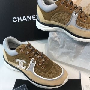 シャネル スニーカー コピー ゆるっとしたコーデに最適 CHANEL 限定通勤 レディース おすすめ ストリート コーデ 最安値