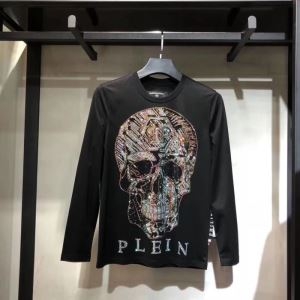 冬のスタイルの幅が広がりそう PHILIPP PLEIN フ...