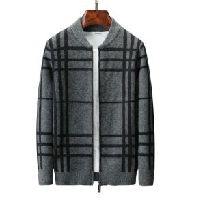 BURBERRY バーバリー 王道級2019秋冬新作発売 ブルゾン 真っ冬の寒さに挑戦できる新作