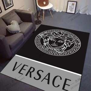 大人ナチュラル感が漂わせるアイテム VERSACE カーペッ...