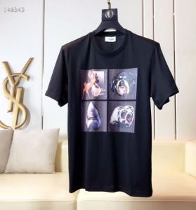 ジバンシー 2020新作が続々登場 GIVENCHY エレガントな仕上がる 半袖Tシャツおしゃれを楽しみたい