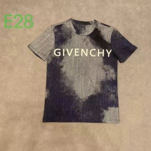 ジバンシー 今年も新作が多数発売 GIVENCHY エレガントな仕上がる 半袖Tシャツスト2020年夏コレクションが発売