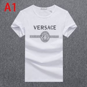 3色可選 ヴェルサーチ最大50%OFFセール中  VERSACE 最近発売したばかり半袖Tシャツ 最速！2020春夏トレンド