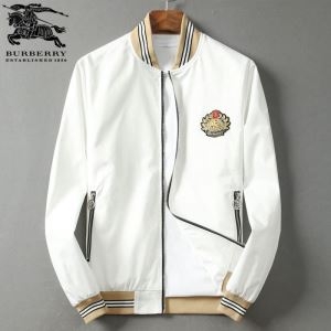 モダンな秋冬トレンドを演出 Burberry ジャケット メ...