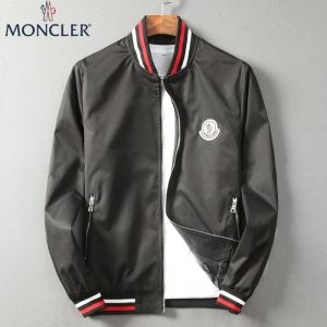 モンクレール ジャケット コーデ 華やかな楽チン感を演出 メンズ MONCLER コピー ブラック ホワイト ロゴ ストリート 安価