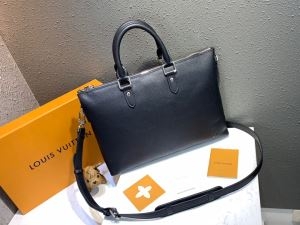 ビジネスバッグ Louis Vuitton 人気 キリンと感...