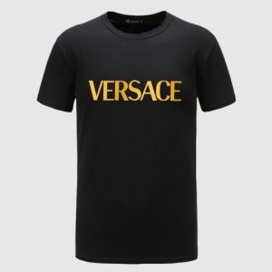 ヴェルサーチ Tシャツ メンズ しとやかさをシックに映る限定新作 VERSACE コピー 多色可選 限定新作 ブランド お買い得