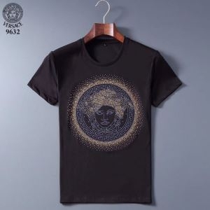 EMBELLISHED MEDUSA LOGO T-SHIRT デザインを大人っぽく ヴェルサーチ VERSACE Tシャツ メンズ コピー 限定品 黒白 格安