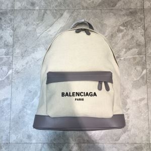 洗練デザイン性が魅力 BALENCIAGA バックパック レ...