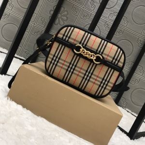 今年大話題のデザイン バーバリー ショルダーバッグ チェック Burberry レディース コピー 便利 2020定番 限定 おすすめ 安い