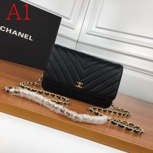 CHANEL ショルダーバッグ 人気 大人カジュアル感を演出 レディース シャネル バッグ 定番 コピー 多色可選 ストリート セール