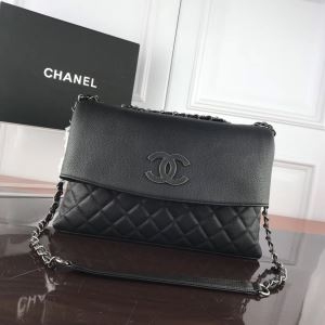 ショルダーバッグ CHANEL 新作 スタイルに軽さをプラス レディース 2020SS シャネル コピー 激安 レザー おすすめ 最低価格