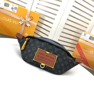 ルイヴィトン ウエストバッグ スタイルを華奢に演出 Louis Vuitton レディース コピー レザー ブランド 限定品 格安 M45220