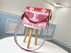 ショルダーバッグ 人気 Louis Vuitton 大人ナチ...