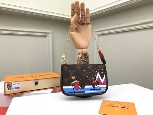 ショルダーバッグ 個性 ルイヴィトン シックなコーデが素敵 2020SS レディース Louis Vuitton コピー おすすめ 最高品質