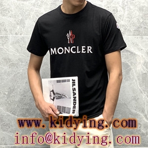 Monclerモンクレール t シャツ コピー袖口刺繍モデル カジュアルなデザイン