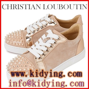 さわやかな感じの色Christian Louboutin s...