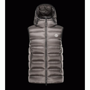 【人気ブログ掲載】 モンクレールMONCLER 2016秋冬  風も通さない ダウンジャケット