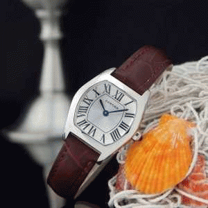 存在感Aのある  2016   カルティエ CARTIER  女性用腕時計