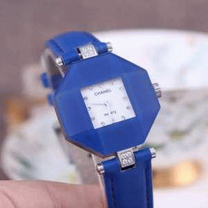 2016 CHANEL シャネル ポップ 女性用腕時計 ダイヤベゼル