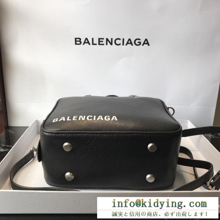 バレンシアガ ショルダーバッグ 黒 ナチュラルな雰囲気を醸し出すアイテム メンズ balenciaga コピー デイリー コーデ セール