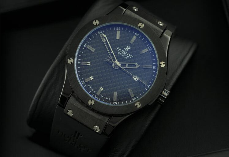 爆売れ防水のウブロ ビッグバン コピー、hublotの数量限定の黒いメンズ腕時計.