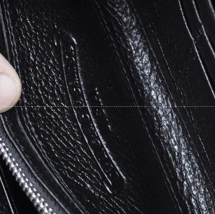 2017年夏大販売新品のChrome hearts クロムハーツ 長財布 メンズ rec f zip f ジップ ブラッククロス 十字架 レディース メンズヘビーレザー ロングウォレット.