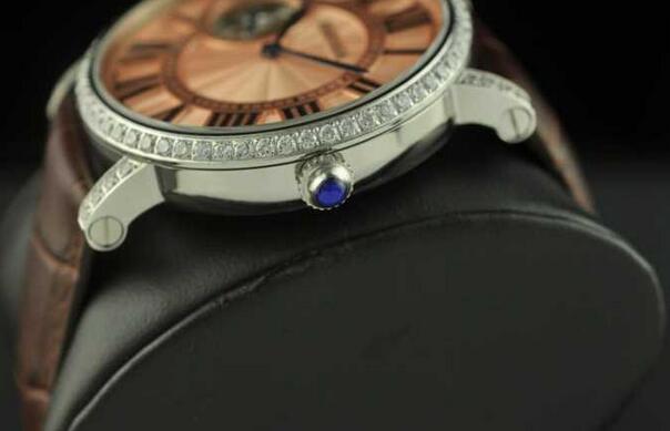 画期的なカルティエ時計 オーバーホール cartier 着用できる腕時計