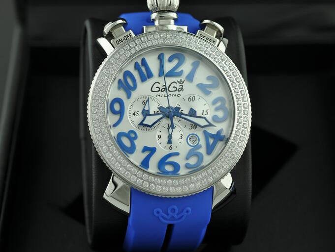 数量限定定番人気な自動巻き ガガミラノ コピー 通販 gaga milano レディース腕時計 6054.2 bk ラバーベルト ブルー 数字と日付が付きウォッチ.
