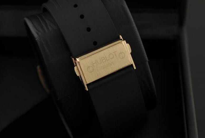お得セールのHUBLOT ウブロ スーパー コピー キングゴールド セラミック自動巻き メンズ腕時計