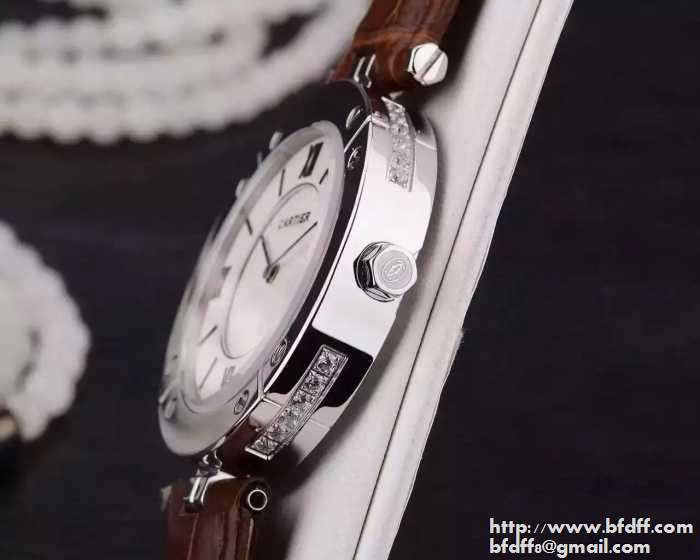大人気再登場 cartierカルティエ腕時計人気 コピー サファイヤクリスタル風防 腕時計 ブラック ホワイト レザーベルト 7色可選