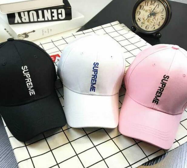 2017新入荷SUPREMEシュプリーム キャップコピー 刺繍ロゴ付き 帽子 ベースボールキャップ ホワイト ブラック ピンク 