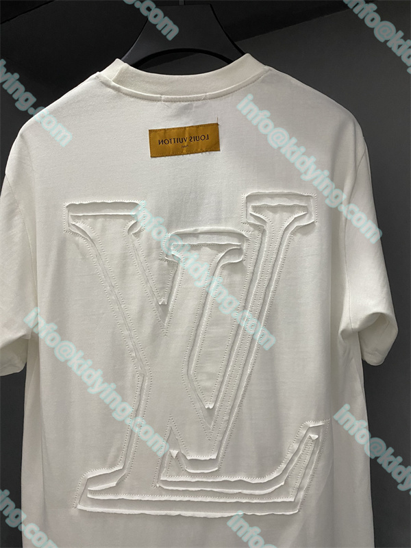 ルイ ヴィトン メンズ tシャツ LVロゴ 激安 ヴィトン コピー 偽物