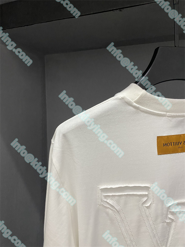 ルイ ヴィトン メンズ tシャツ LVロゴ 激安 ヴィトン コピー 偽物