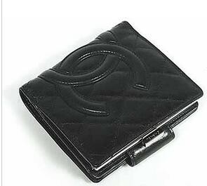 プレゼントに最適　シャネル カンボン 無駄のないシンプルなダブルホック式がま口財布 ブラックXブラック