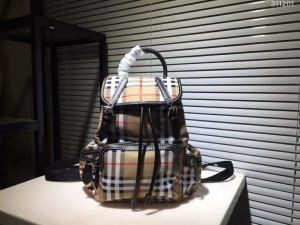 BURBERRY バーバリー 2色選択可大特価完売品！リュッ...