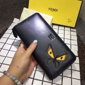 大人の魅力を溢れる 財布フェンディ FENDI 2018限定モデル超カッコイイ